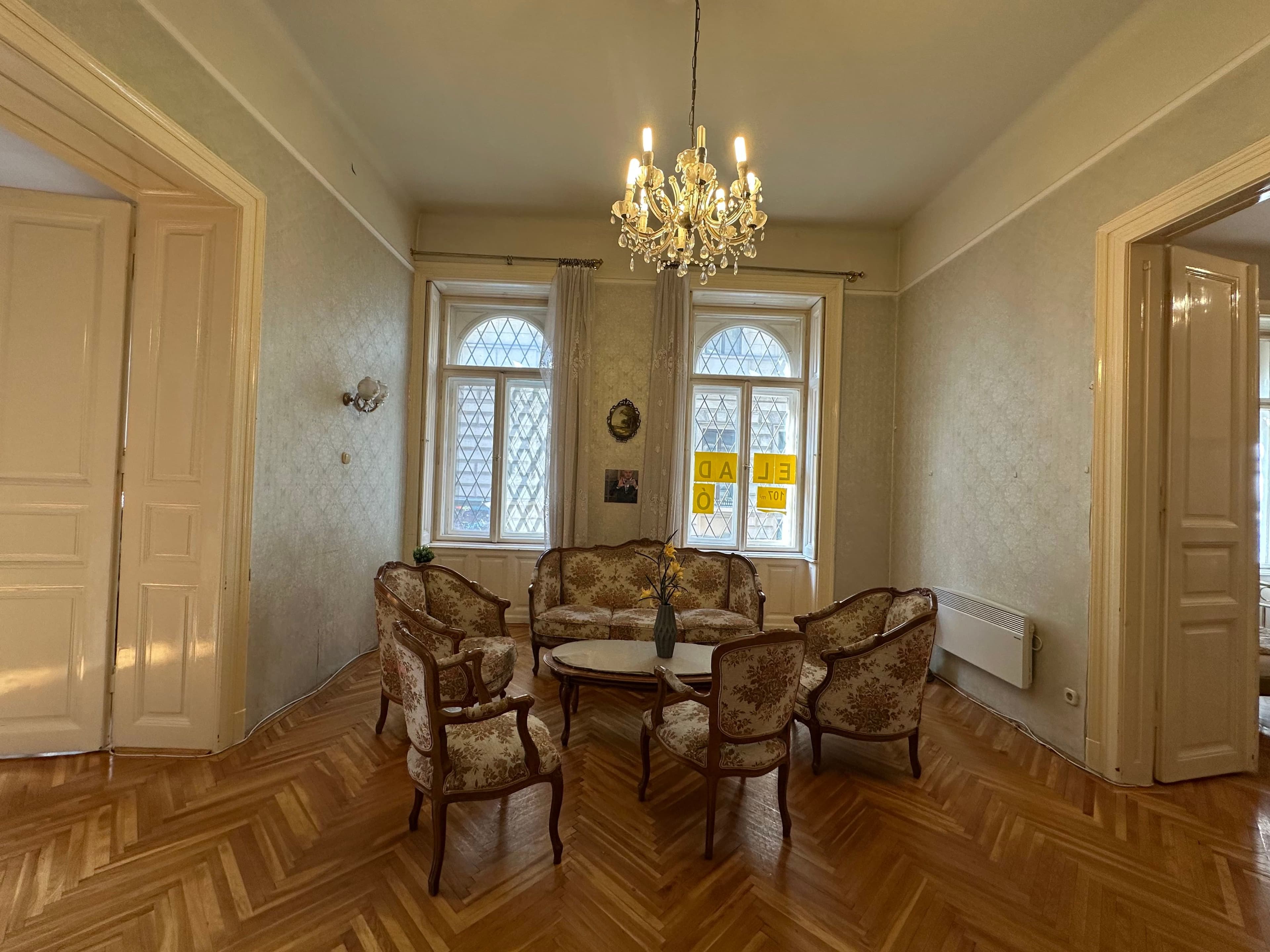 Spacious Apartment with Great Renovation Potential on Lónyai St.