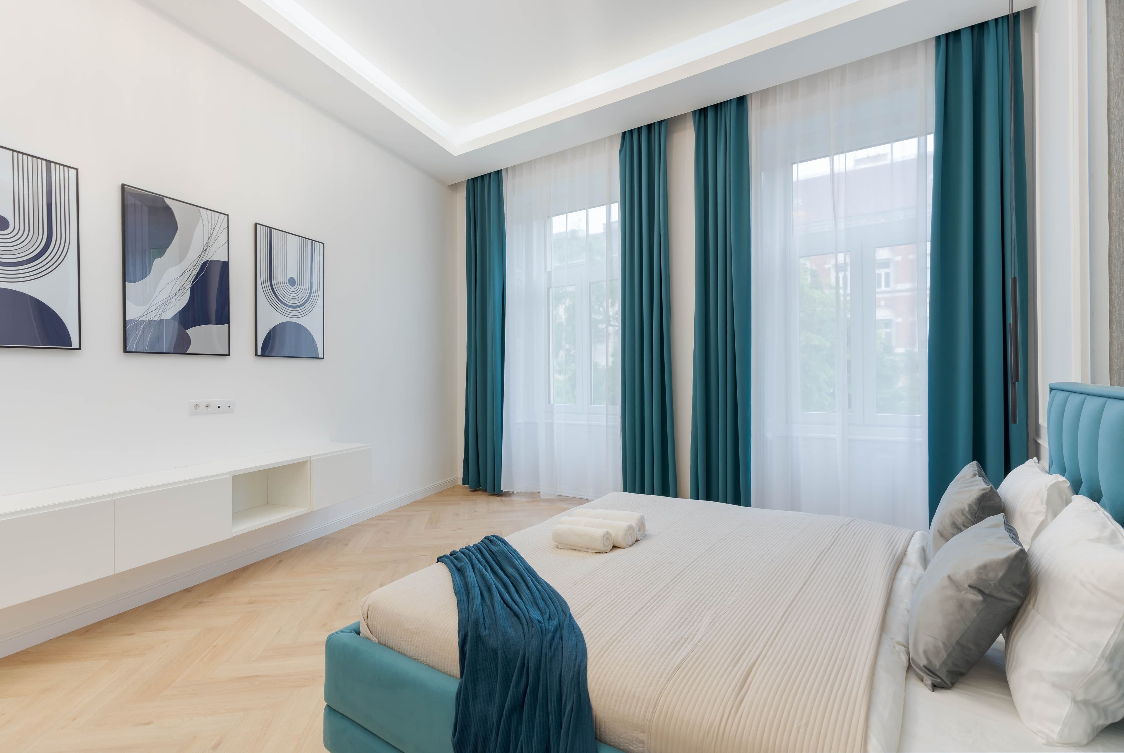 Luxury & Spacious Apartment on Erzsébet Blvd.