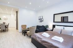 Renovated Apartment on Molnár St. With AIRBNB License