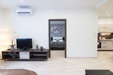 Renovated Apartment on Molnár St. With AIRBNB License