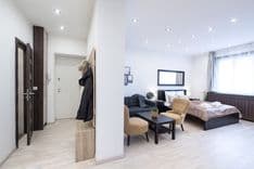Renovated Apartment on Molnár St. With AIRBNB License