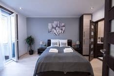 Renovated Apartment on Molnár St. With AIRBNB License