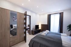 Renovated Apartment on Molnár St. With AIRBNB License