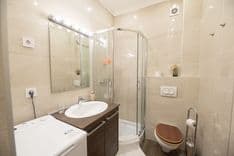 Renovated Apartment on Molnár St. With AIRBNB License