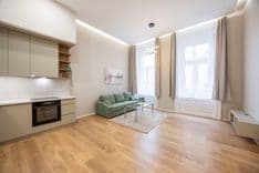 Central apartment for sale at Rákóczi út!