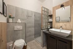 Stylishly Renovated Apartment for Sale at Klauzál street.