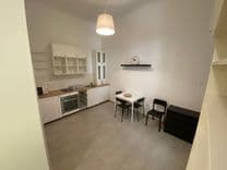 Apartment for Sale in Downtown Budapest – Váci Street!