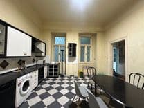 Spacious Apartment with Great Renovation Potential on Lónyai St.