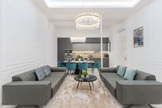 Luxury & Spacious Apartment on Erzsébet Blvd.