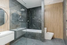 Luxury & Spacious Apartment on Erzsébet Blvd.